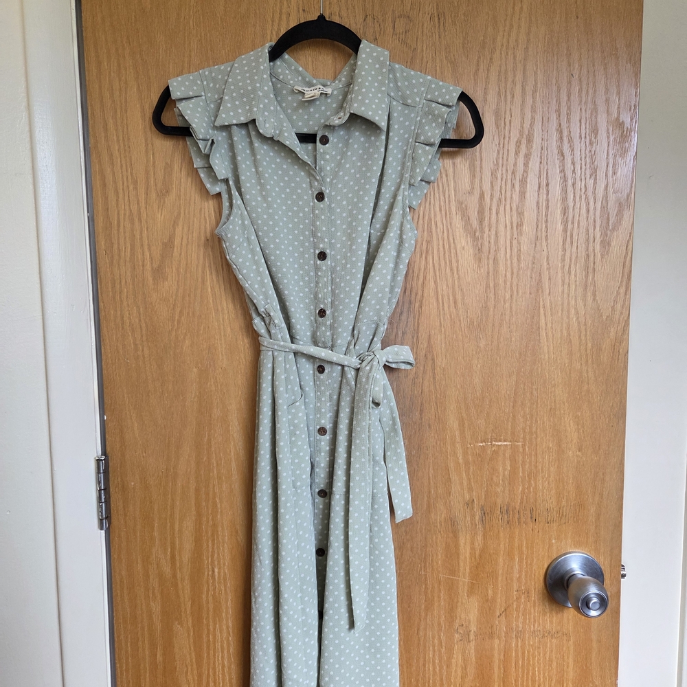 Monteau Sage Polka Dot Midi Dress